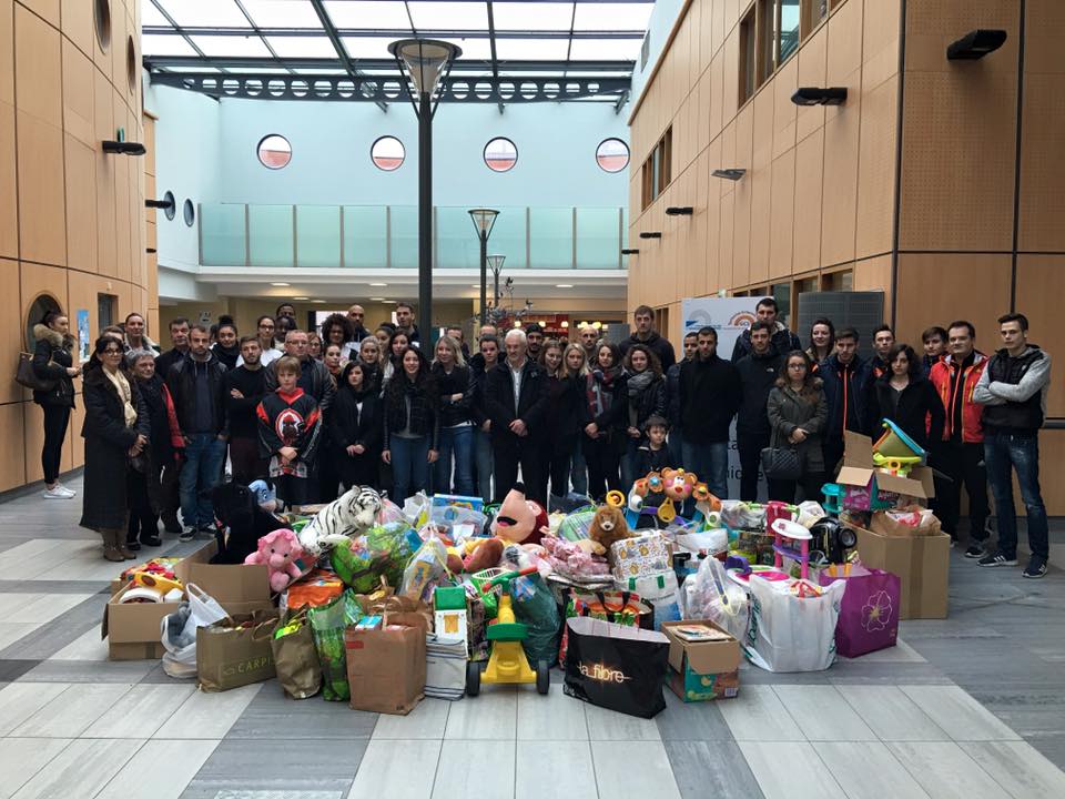 L'Association Stars de Champagne présente à l'hôpital de Charleville-Mézières